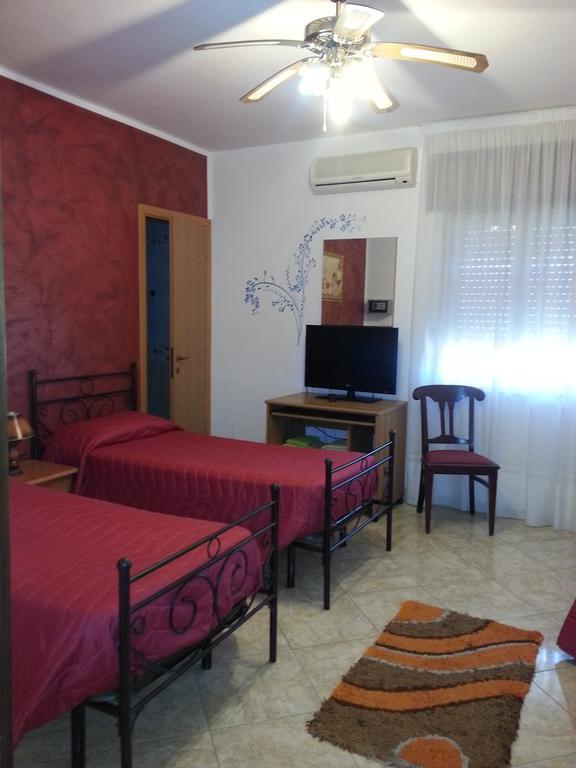 B&B Da Pietro Calascibetta Phòng bức ảnh