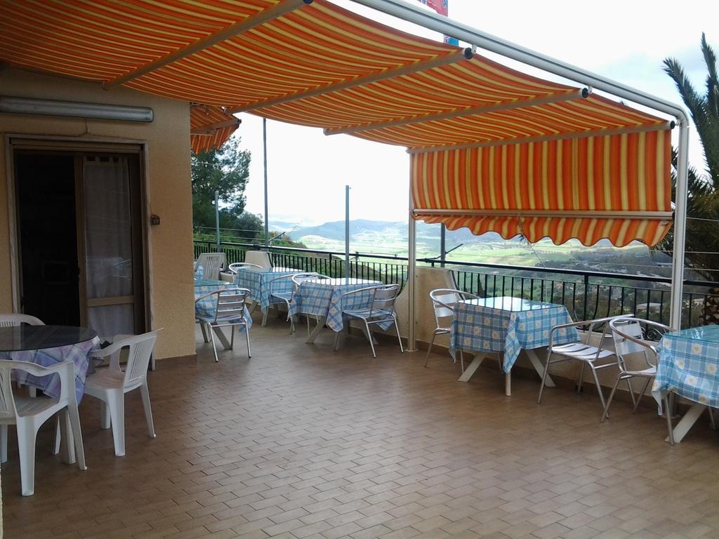 B&B Da Pietro Calascibetta Ngoại thất bức ảnh
