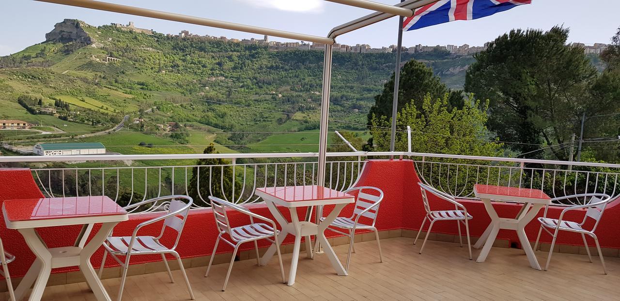 B&B Da Pietro Calascibetta Ngoại thất bức ảnh