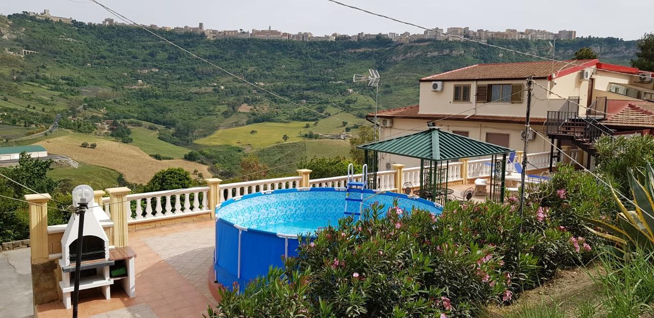 B&B Da Pietro Calascibetta Ngoại thất bức ảnh